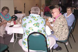 LRGV members enjoy the banquet